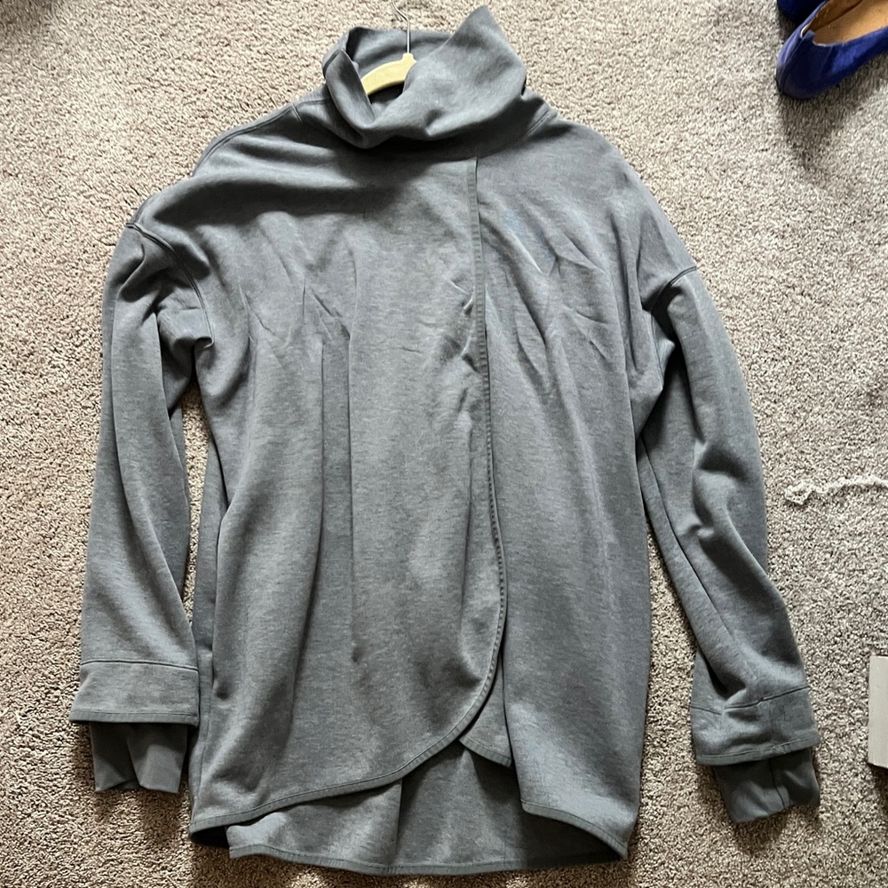 Nike Gray Turtleneck Sweater Maternity/Nursing